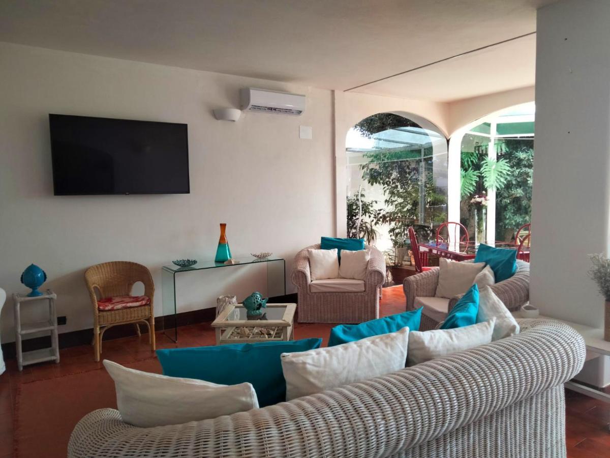 Hotel Il Vascello マリーナ・セッラ エクステリア 写真
